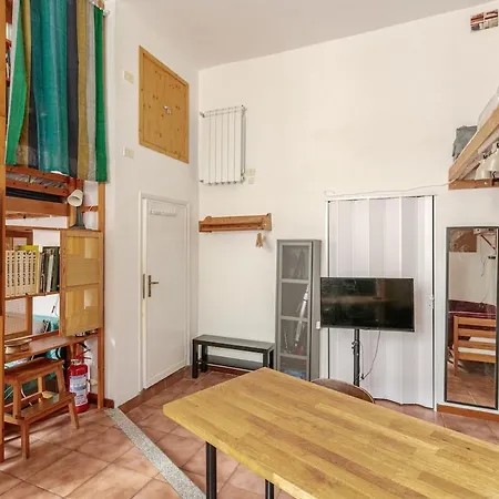 Cozy At Pedestrian Street Apartment